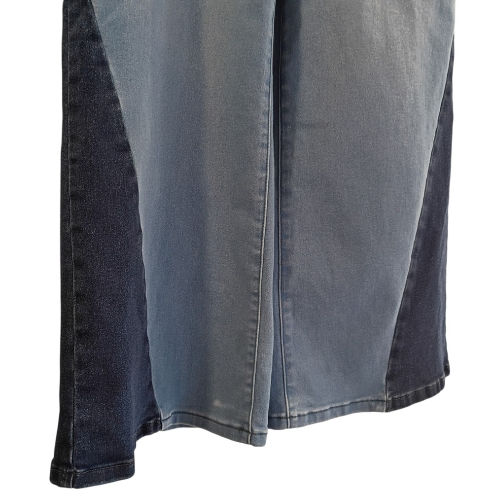 DG2 Diane Gilman Stretchy Jeans Size 10P Two Tone Color High Rise EUC‎ - Picture 4 of 11